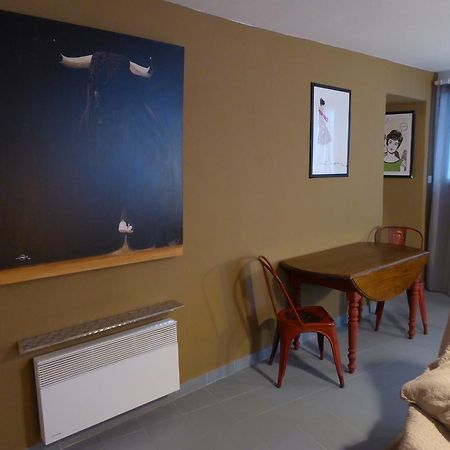 Le Planet 52 Apartment L'Isle-sur-la-Sorgue Bagian luar foto