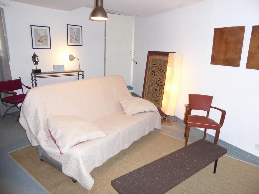 Le Planet 52 Apartment L'Isle-sur-la-Sorgue Bagian luar foto